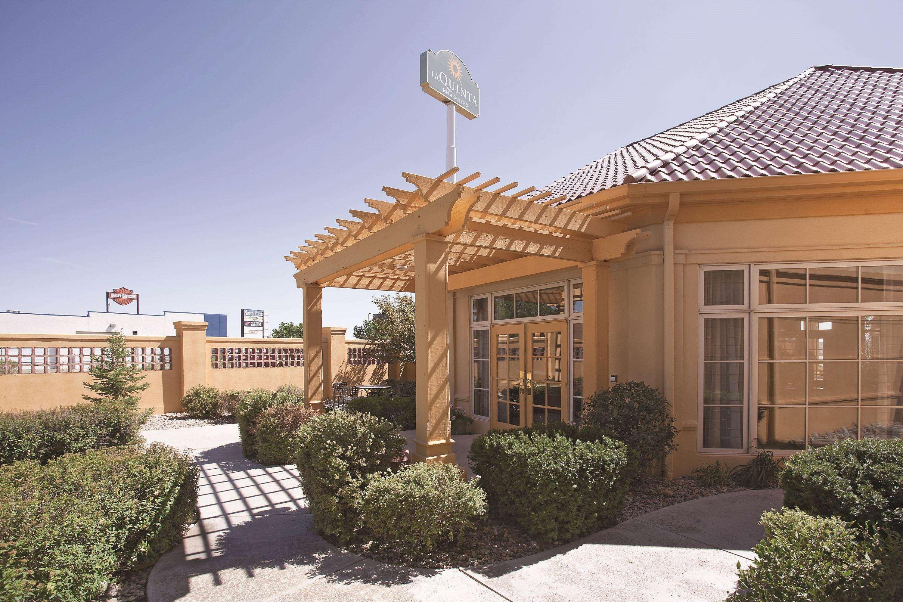 La Quinta By Wyndham Pueblo Hotel Exterior foto